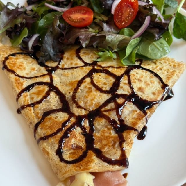 Royale with Cheese Crêpe.